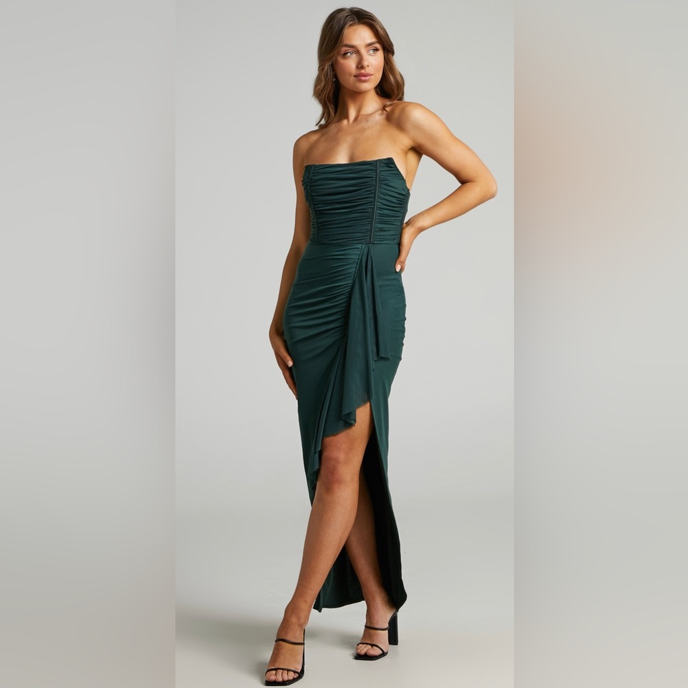 SHOWPO NORA CORSET DETAILING DRESS IN EMERALD